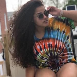 Meet your Posher, Kay